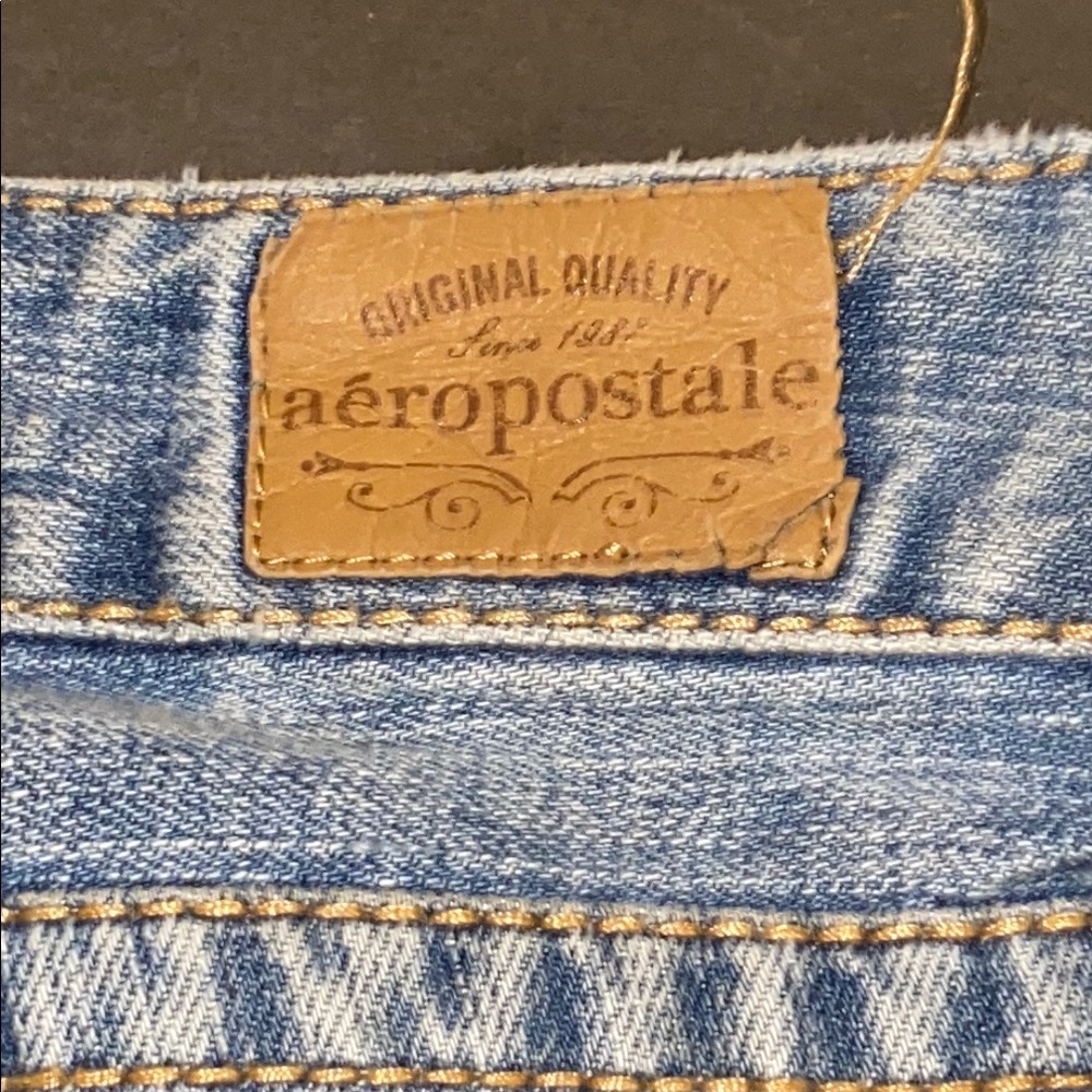 Aeropostale Size 7/8 Blue Straight Leg Jeans with Natural Fading - Picture 8 of 14